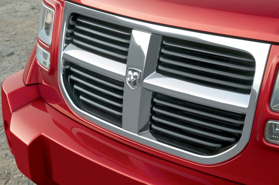 Детали экстерьера Dodge Nitro Concept (KA) 2005 года  (фото 16 из 24)